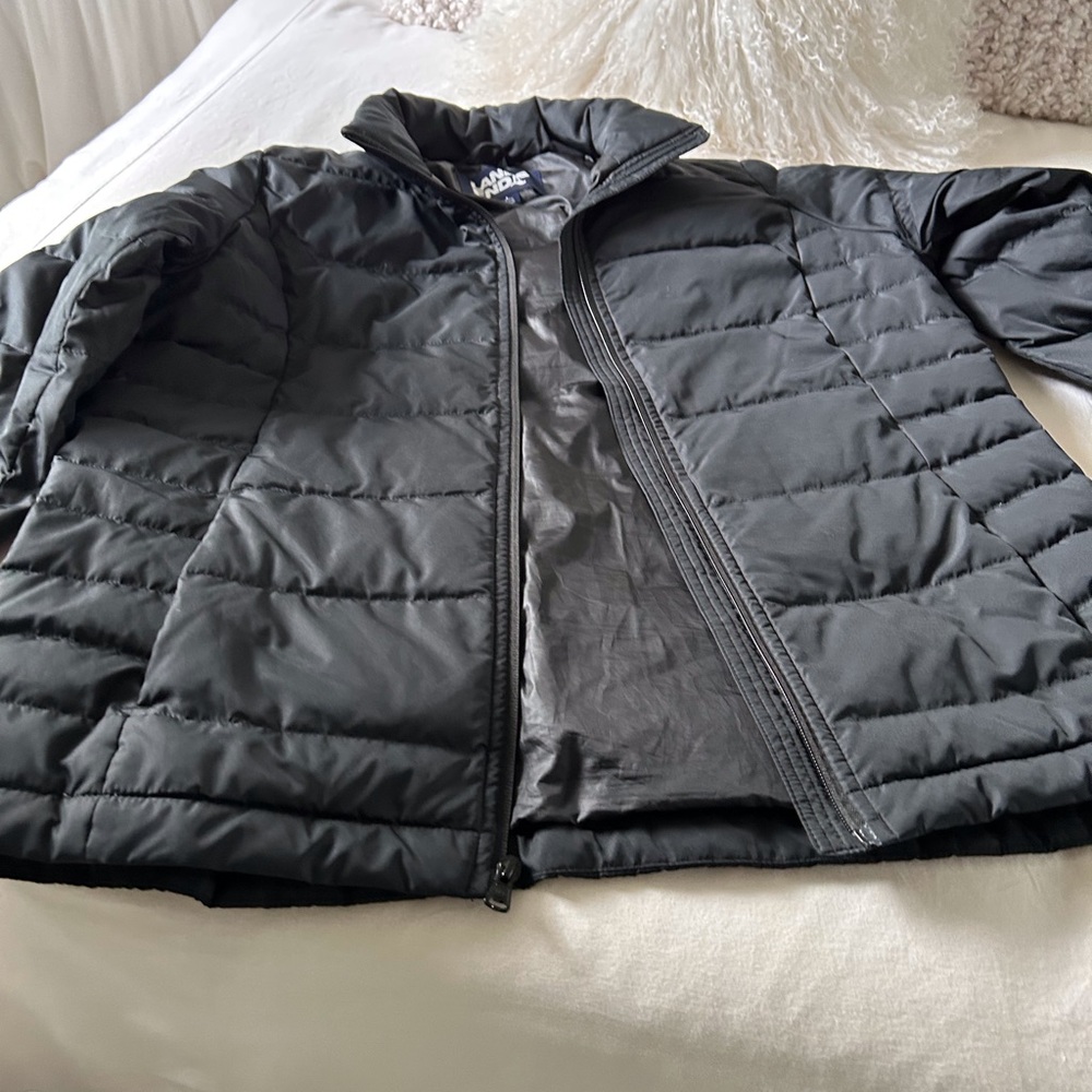 Women’s Land’s End Black Down Jacket.  Size Large.  Like New Condition - Picture 7 of 12